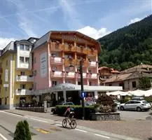 Hotel Corona Pinzolo 