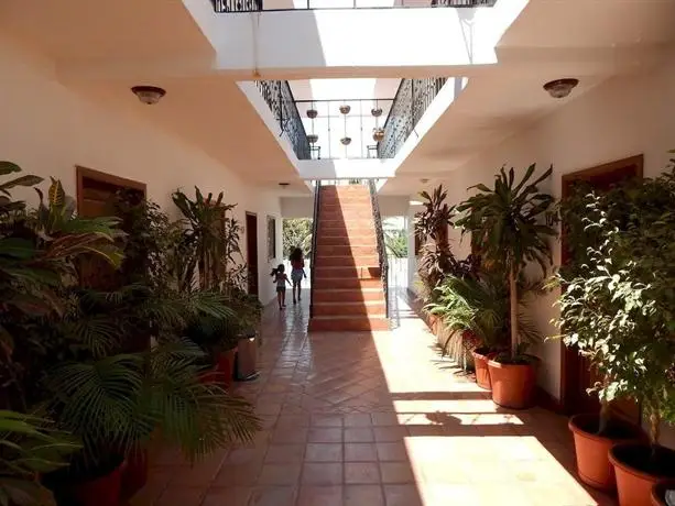 Cabo Cush Hotel 