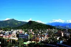 Hotel Crown Himalayas 