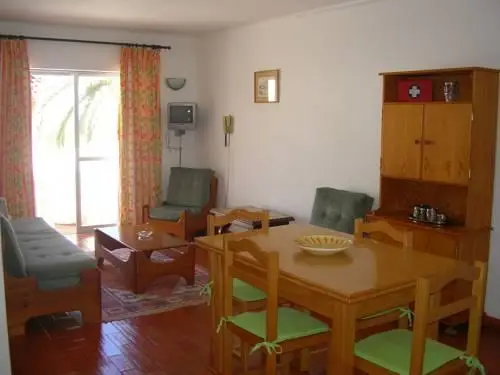 Apartamentos Salema Praia Club 