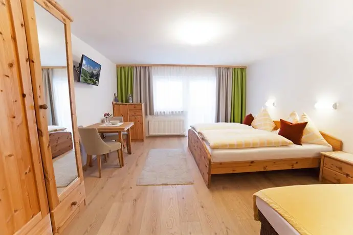 Bed & Breakfast - Landhaus Vierthaler 