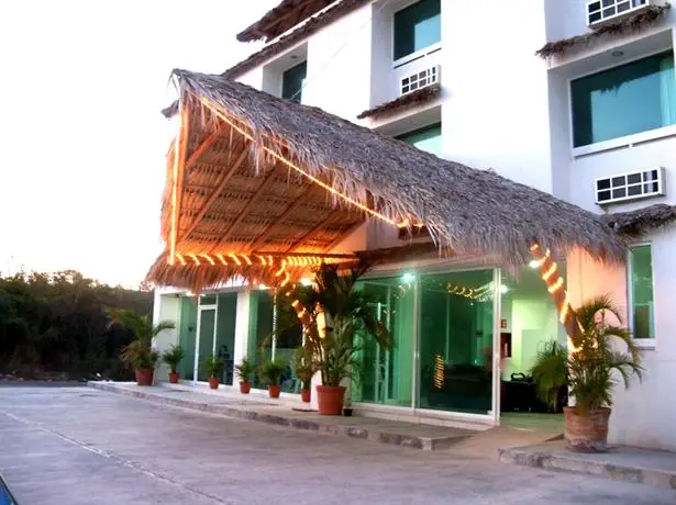 Hotel Sara Suites 