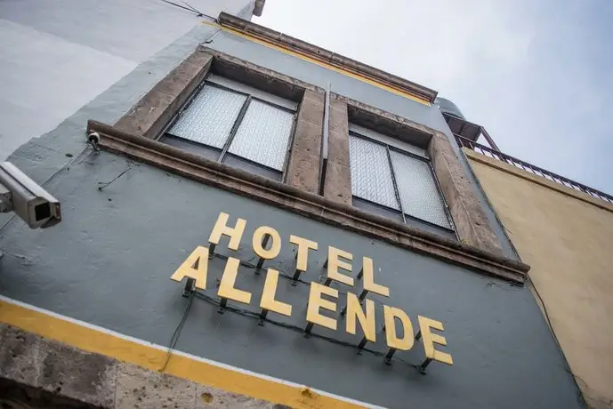 Hotel and Hostel Allende 