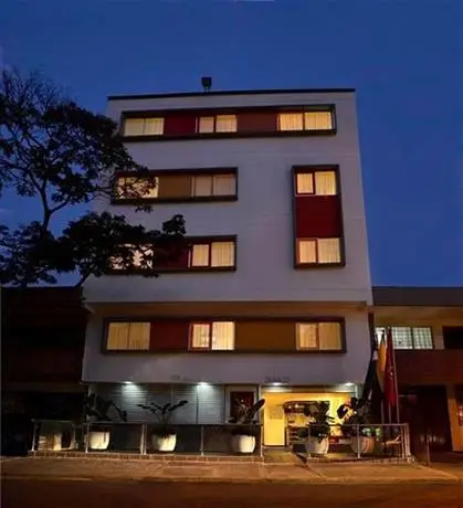 Basic Hotel Chipichape