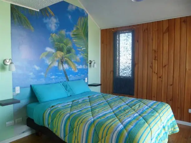 Costa Azul Bed & Breakfast 