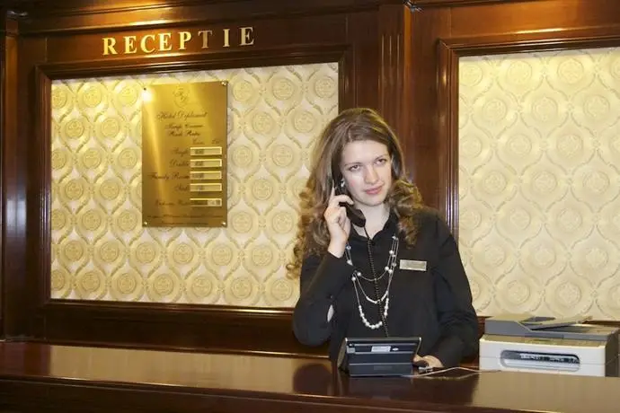 Hotel Diplomat 