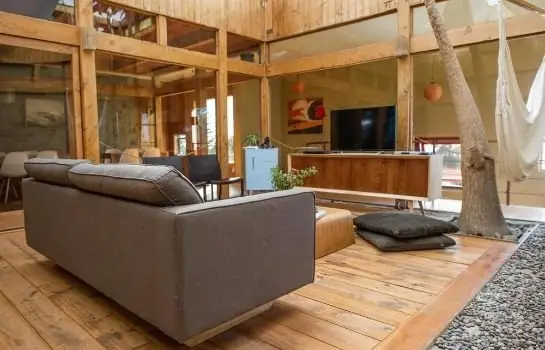 Natural Surf Lodge en Punta de Lobos 