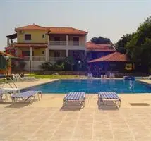 Zante Hill Apartments 