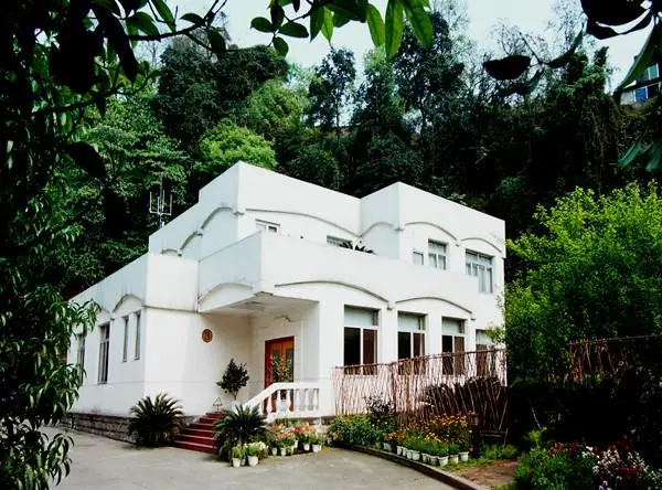 Jin Hai Tang Hotel 