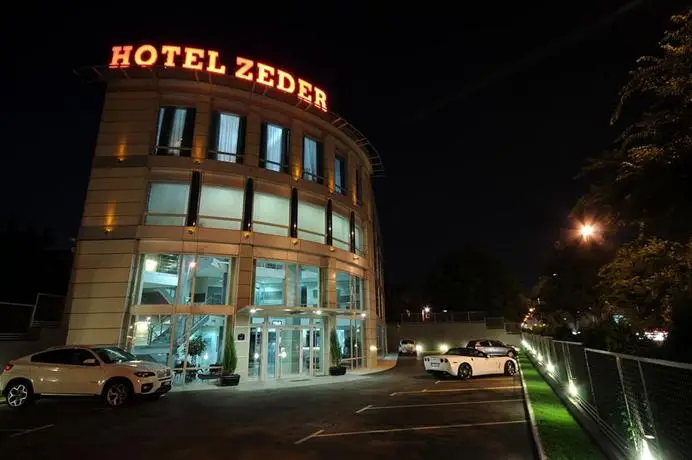 Hotel Zeder Garni