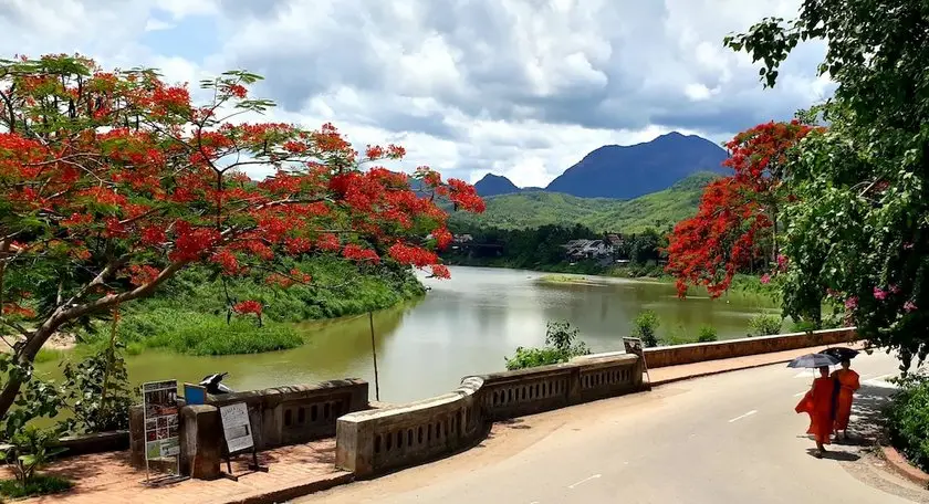 Saynamkhan River View 