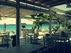 Delfini Beach Hotel 