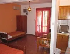 Kavos Apartments 