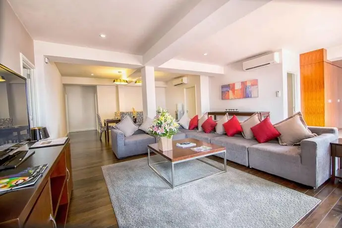 Central Mansions Serviced Apartments 