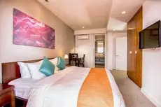 Central Mansions Serviced Apartments 