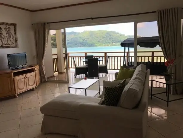 Sailfish Beach Villas 