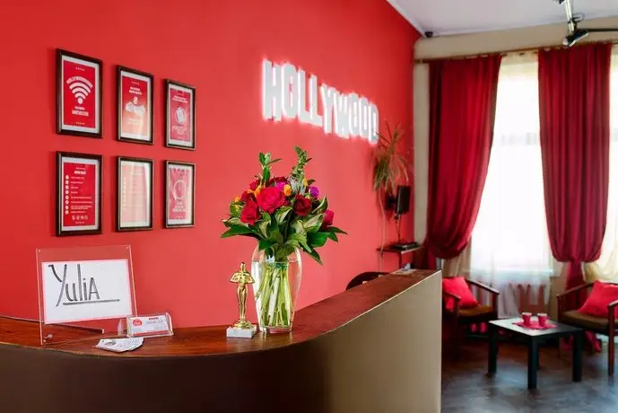 Hollywood Home Hostel 