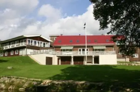 Marguse Holiday Center