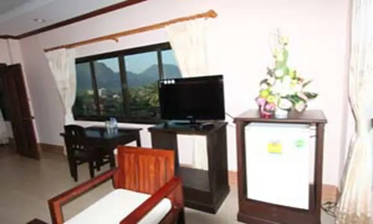 Savanh Vangvieng Hotel 