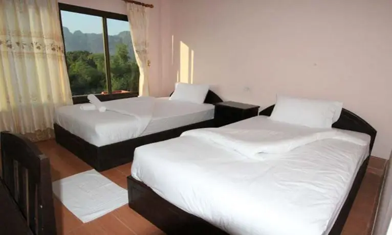 Savanh Vangvieng Hotel 