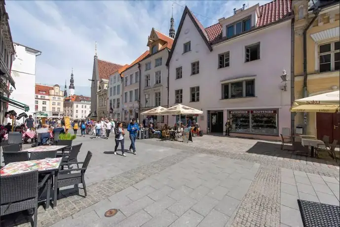 Tallinn City Apartments - Town Hall Square 