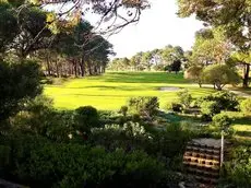 Hermanus Lodge On The Green 