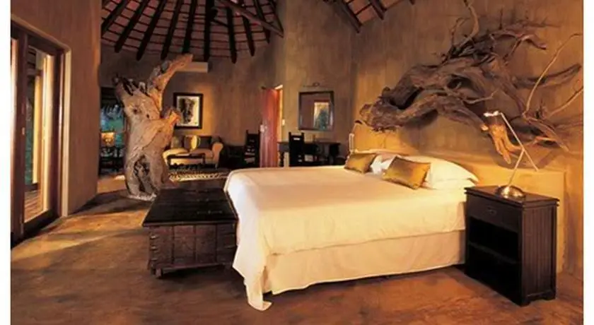 Pondoro Game Lodge 