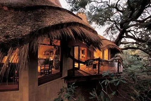 Pondoro Game Lodge 