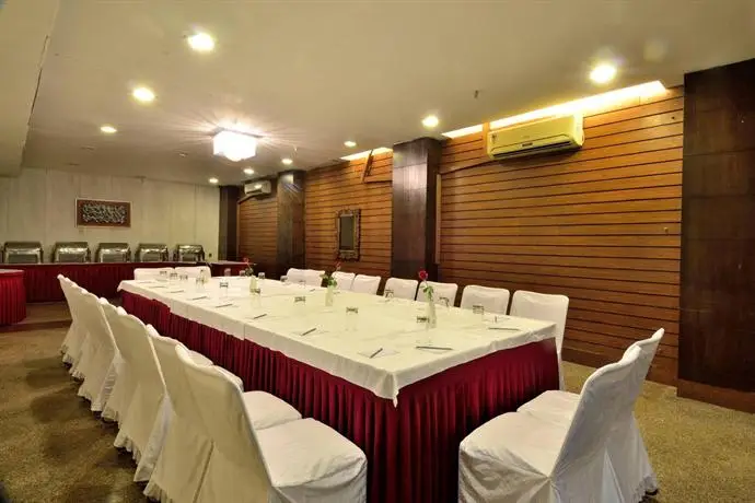 Lakshya's Hotel 