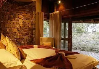 Buffalo Ridge Safari Lodge