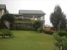 Tea Bush Hotel 