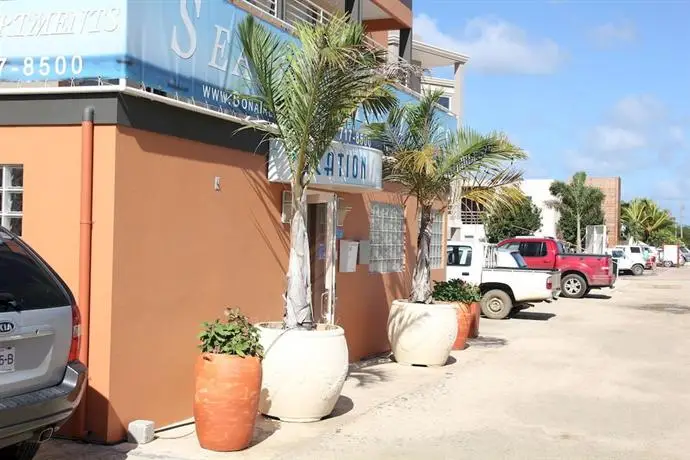 Bonaire Seaside Apartments 