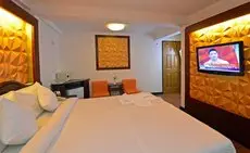 Clover Hotel Yangon 