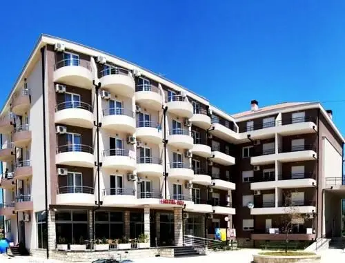 Hotel Novi 