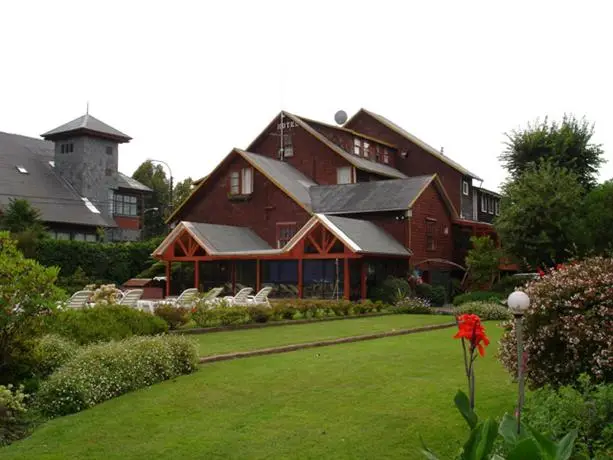 Hotel La Posada Plaza Pucon