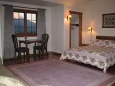 Fox Hill Bed and Breakfast 