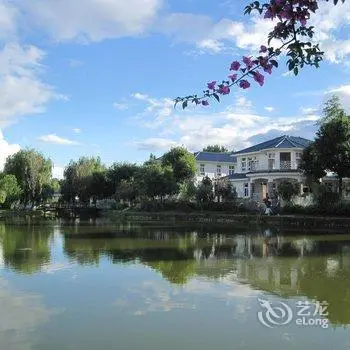 Golden Beach Garden Villa Hotel 