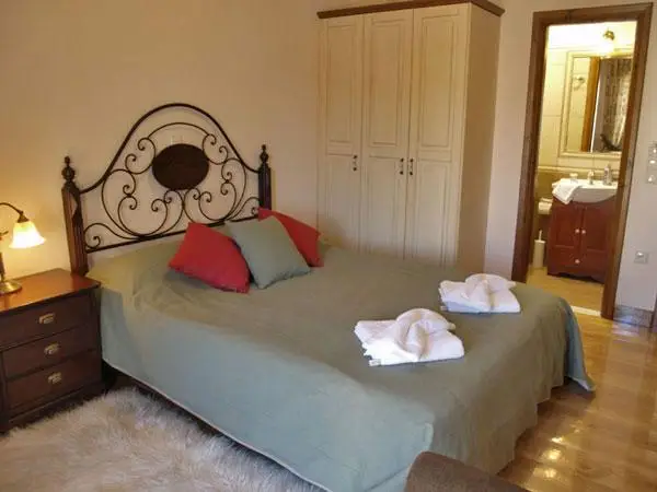 Valentini Guesthouse 