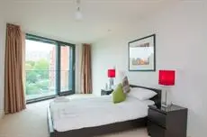 Cleyro Serviced Apartments - Finzels Reach 