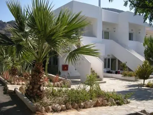 Mandorla Apartments 