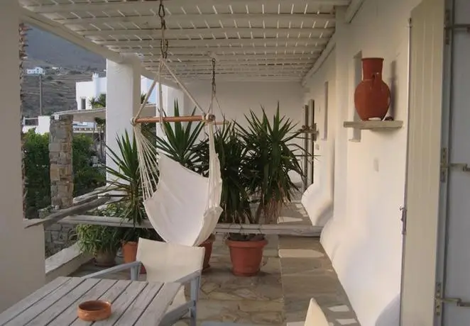 Paros Apartments 