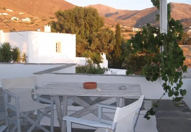 Paros Apartments 