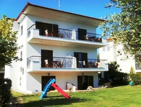 Ioannis Apartments 