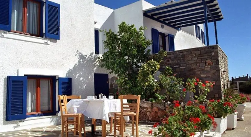 Holidays in Paros 