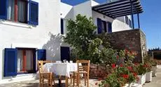 Holidays in Paros 