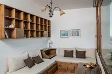 Iliatoras Traditionally Furnished Apartments 