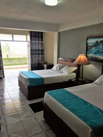 Cariblue Hotel & Scuba Resort