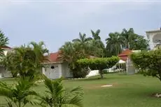 Executive Mammee Bay Hotel 