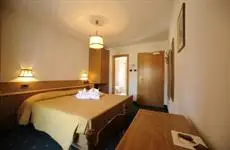 Hotel Arnika Pozza di Fassa 