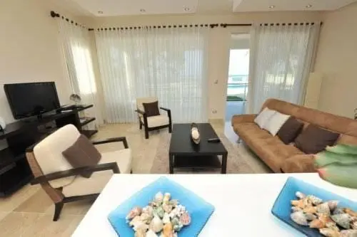 Watermark Luxury Oceanfront Residences 